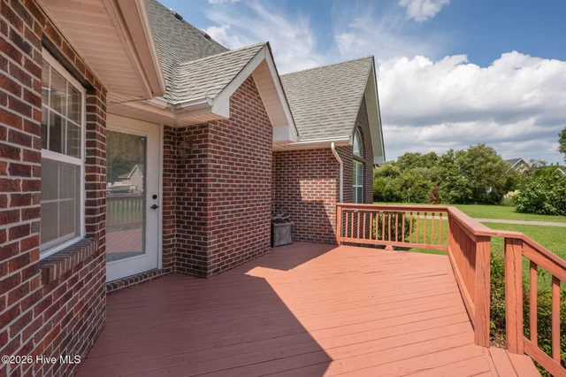 134 Soundside Estates Drive, photo 5 of 60