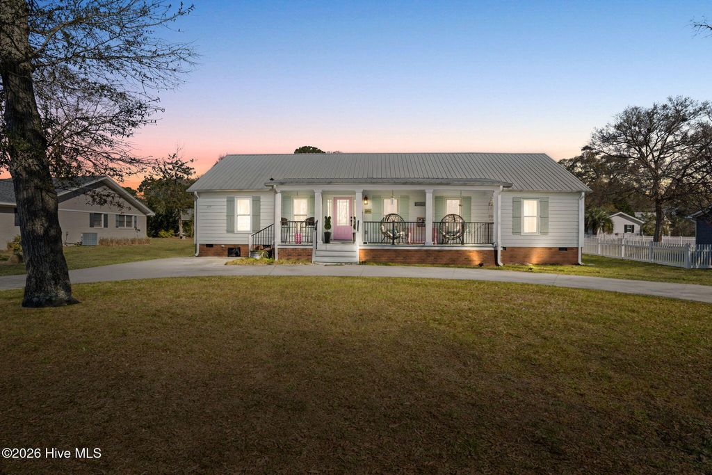 Photo of 219 Shoreline Drive E, Sunset Beach, NC 28468 (MLS # 100562668)