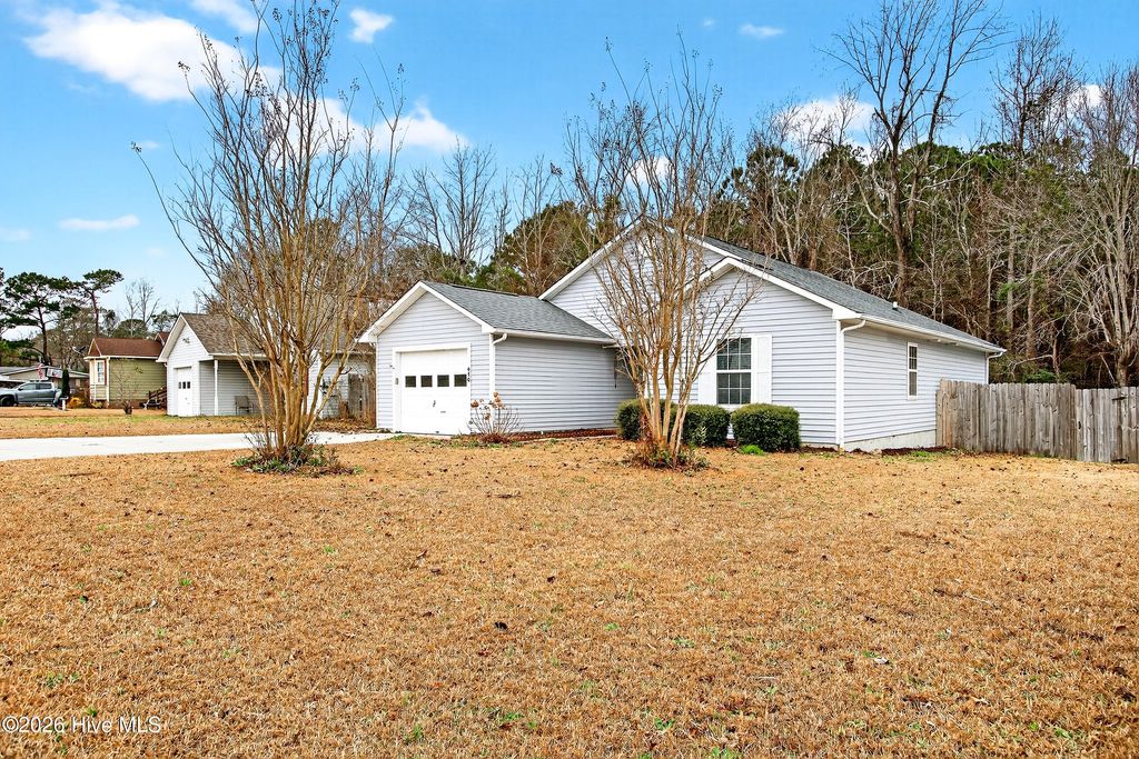 Photo of 410 Holly Lane, Swansboro, NC 28584 (MLS # 100549827)