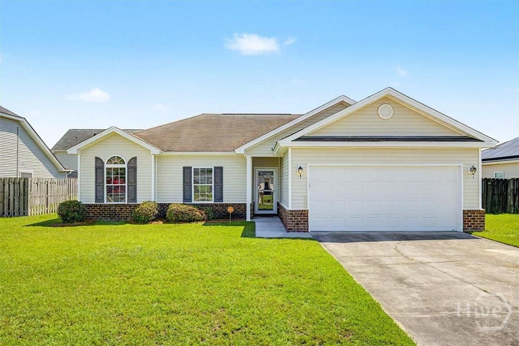 Photo of 85 Willow Oaks Drive, Richmond Hill, GA 31324 (MLS # SA359015)