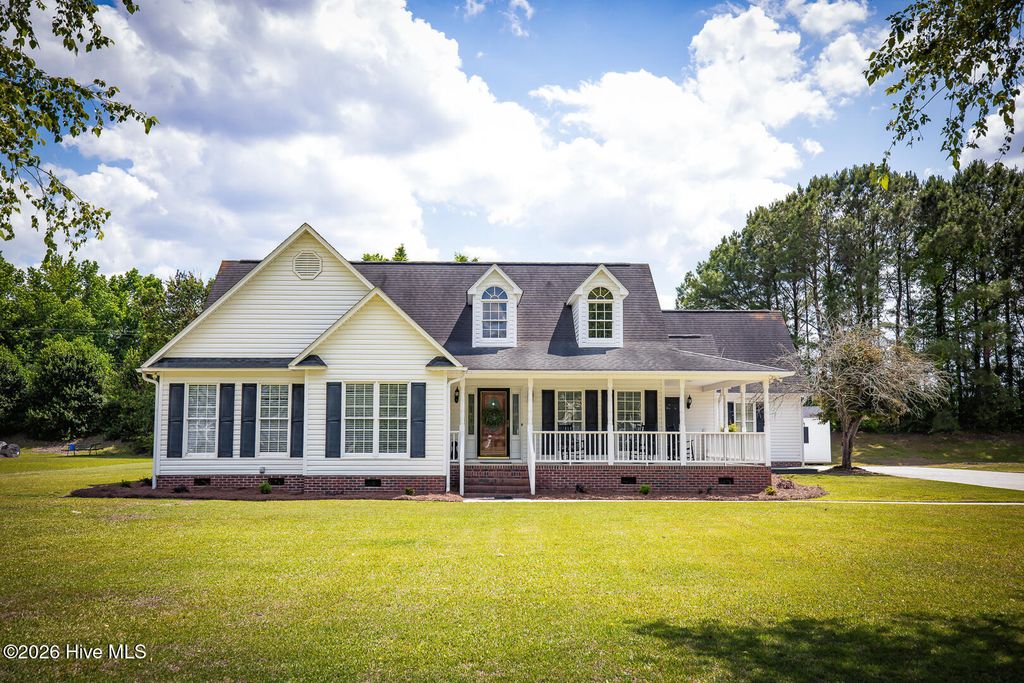 Photo of 35 Cypress Trail Lane, Clinton, NC 28328 (MLS # 100574848)
