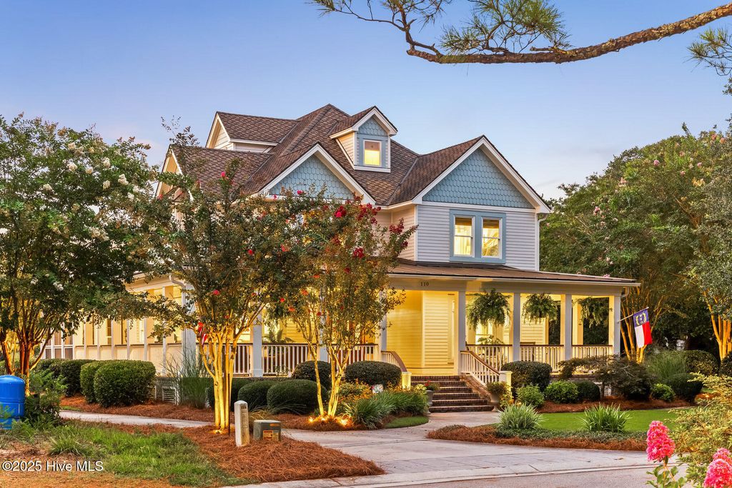 Photo of 110 Seven Oaks Court, Hampstead, NC 28443 (MLS # 100521788)