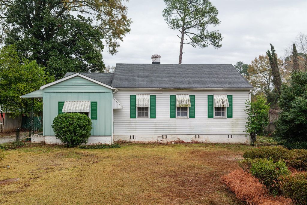 Photo of 1047 Redbird Road, Augusta, GA 30904 (MLS # 550275)