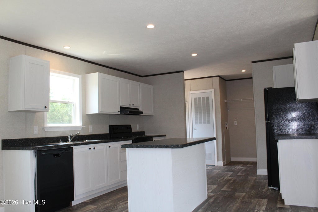 Photo of 944 Blind Bridge Road, Magnolia, NC 28453 (MLS # 100595892)