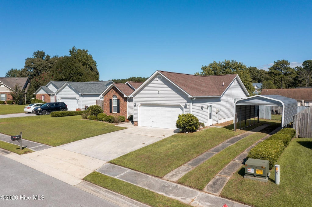 Photo of 104 Fieldgate Drive, Jacksonville, NC 28546 (MLS # 100602445)