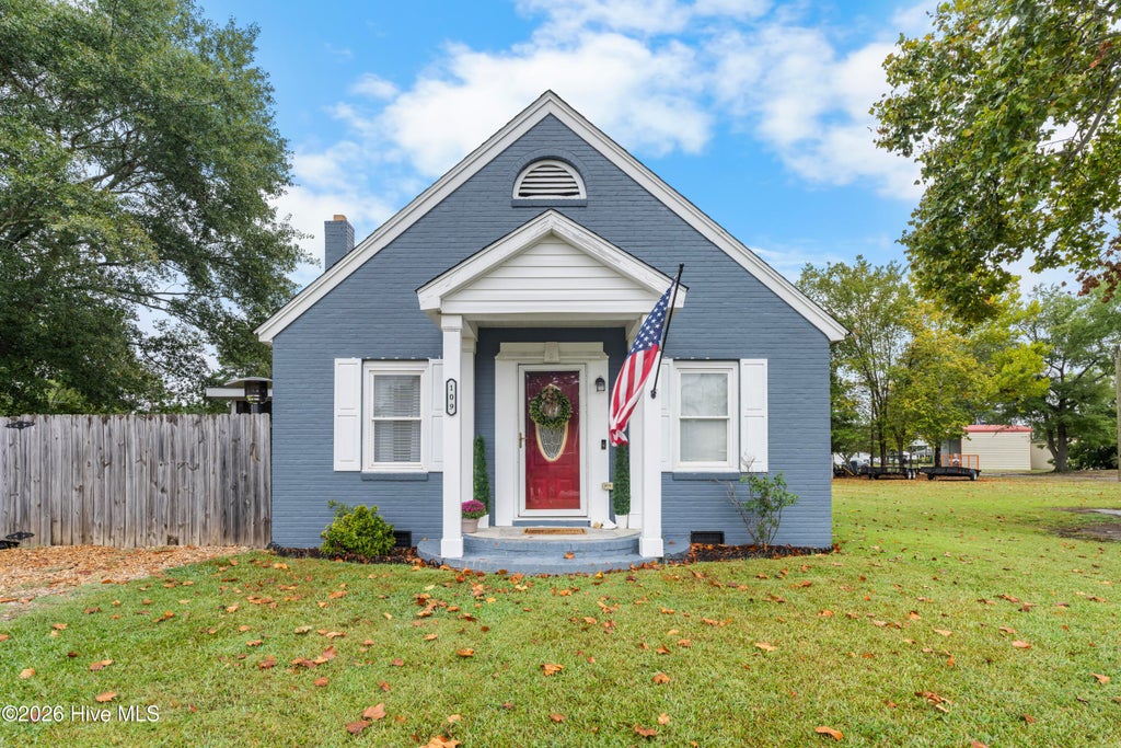 Photo of 109 N East Avenue, Oak City, NC 27857 (MLS # 100606149)