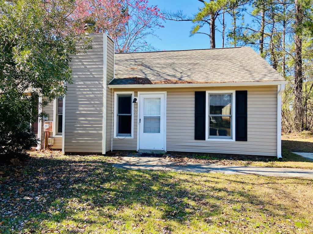 Photo of 189 Corey Circle, Jacksonville, NC 28546 (MLS # 100563473)