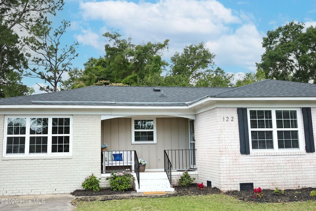 Photo of 122 Spartan Road, Wilmington, NC 28405 (MLS # 100579064)