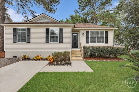 Homes For Sale - 105 Crossover Lane<br/> Savannah, GA 31410