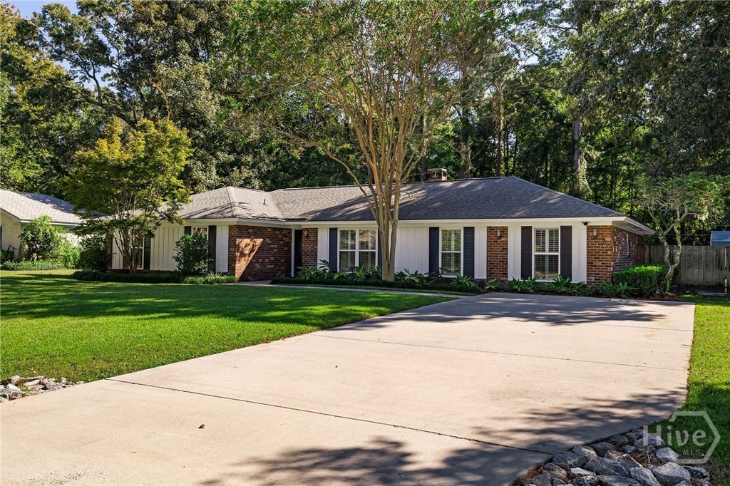 Photo of 614 Suncrest Boulevard, Savannah, GA 31410 (MLS # SA366892)