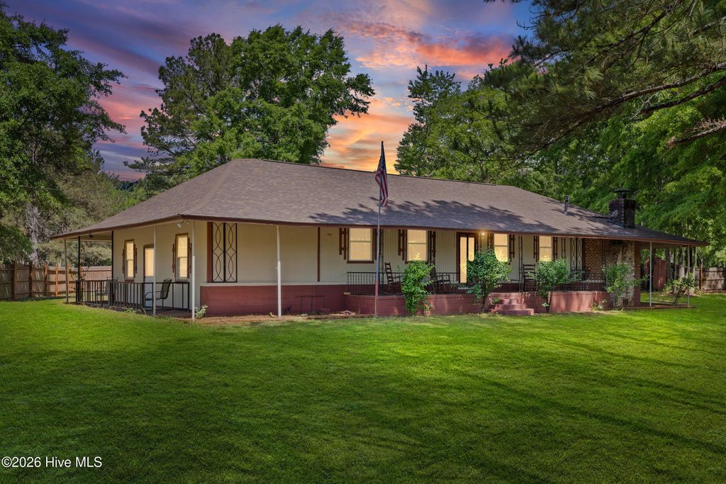 Photo of 2035 County Line Road, Blythe, GA 30805 (MLS # 100574659)