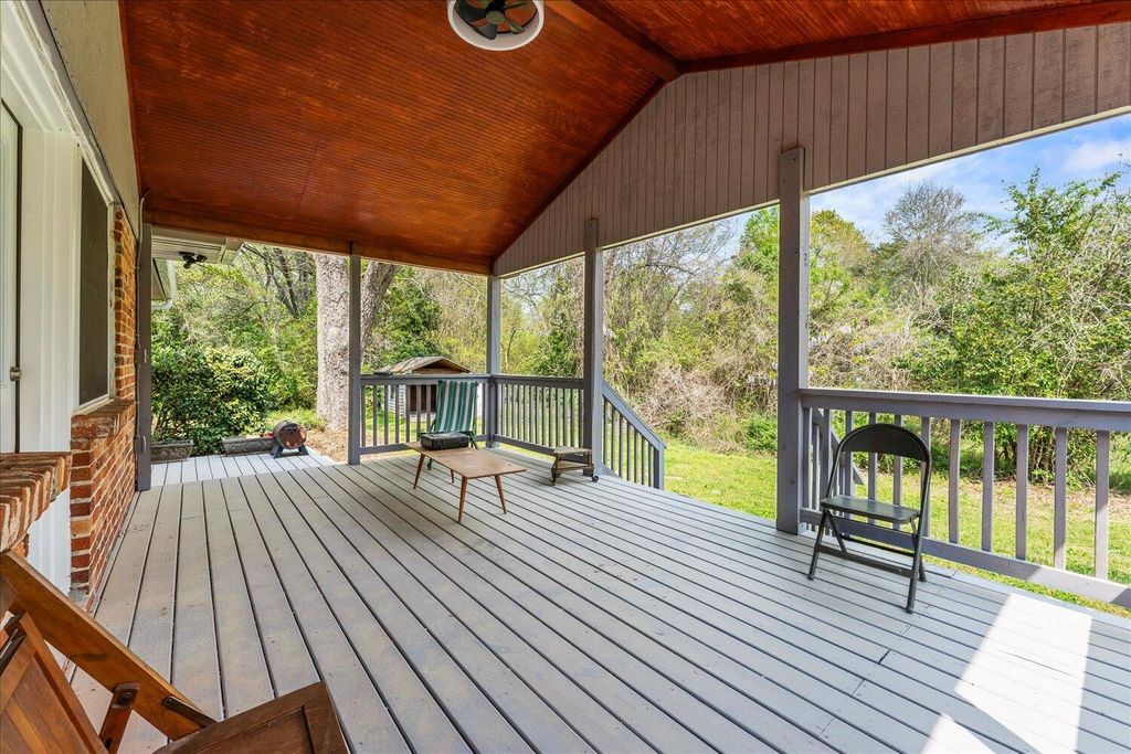 Photo of 240 SE Newton Place, Crawfordville, GA 30631 (MLS # 554160)