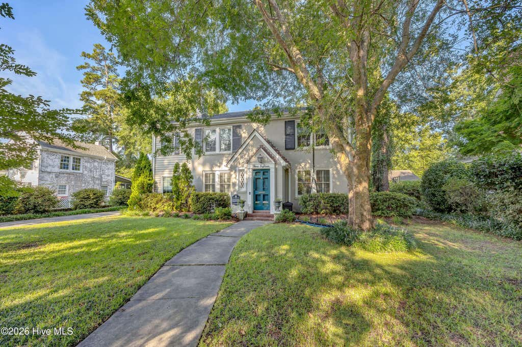 Photo of 318 Colonial Drive, Wilmington, NC 28403 (MLS # 100598017)