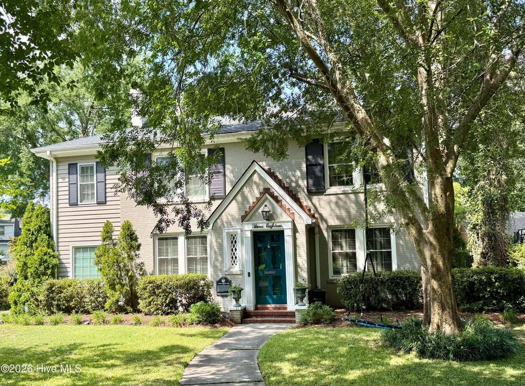 Photo of 318 Colonial Drive, Wilmington, NC 28403 (MLS # 100598017)
