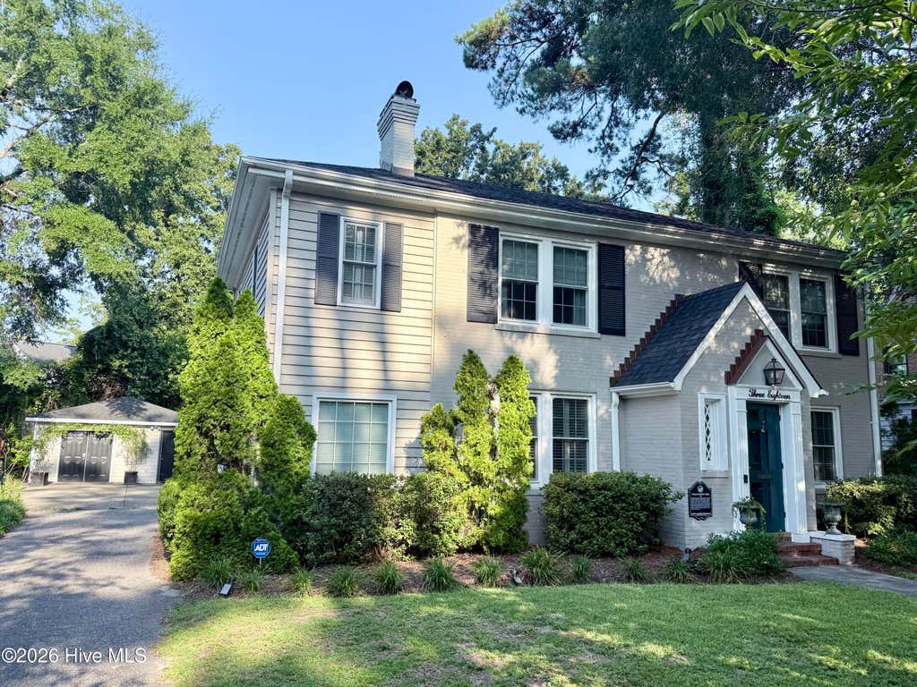 Photo of 318 Colonial Drive, Wilmington, NC 28403 (MLS # 100598017)