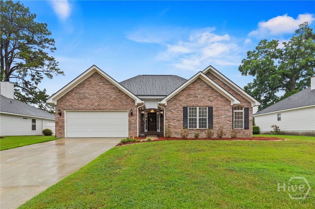Photo of 233 Belle Grove Circle, Richmond Hill, GA 31324 (MLS # SA355196)