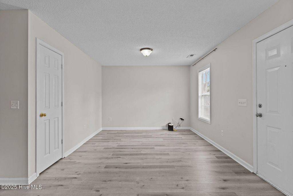 Photo of 709 Wooster Street, Wilmington, NC 28401 (MLS # 100534233)