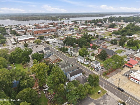 Tiny photo for 403 N Market Street, Washington, NC 27889 (MLS # 100599746)