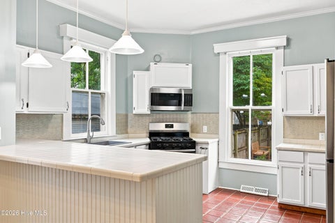 Tiny photo for 403 N Market Street, Washington, NC 27889 (MLS # 100599746)