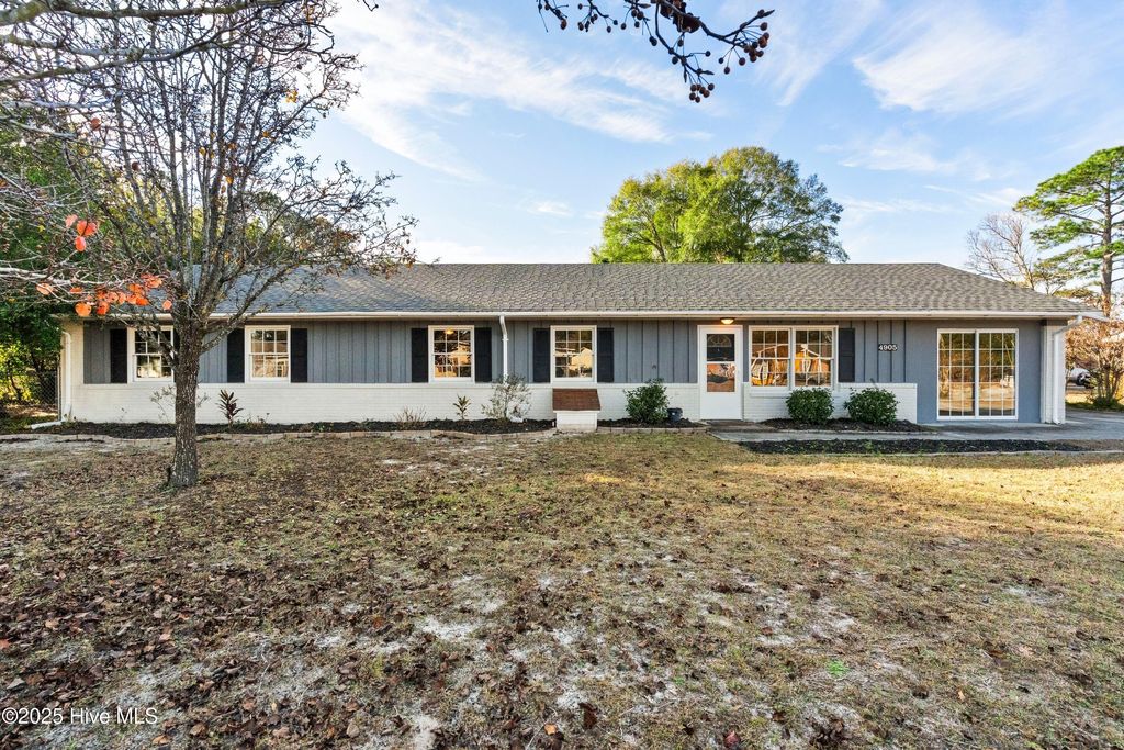 Photo of 4905 Tupelo Drive, Wilmington, NC 28411 (MLS # 100546028)