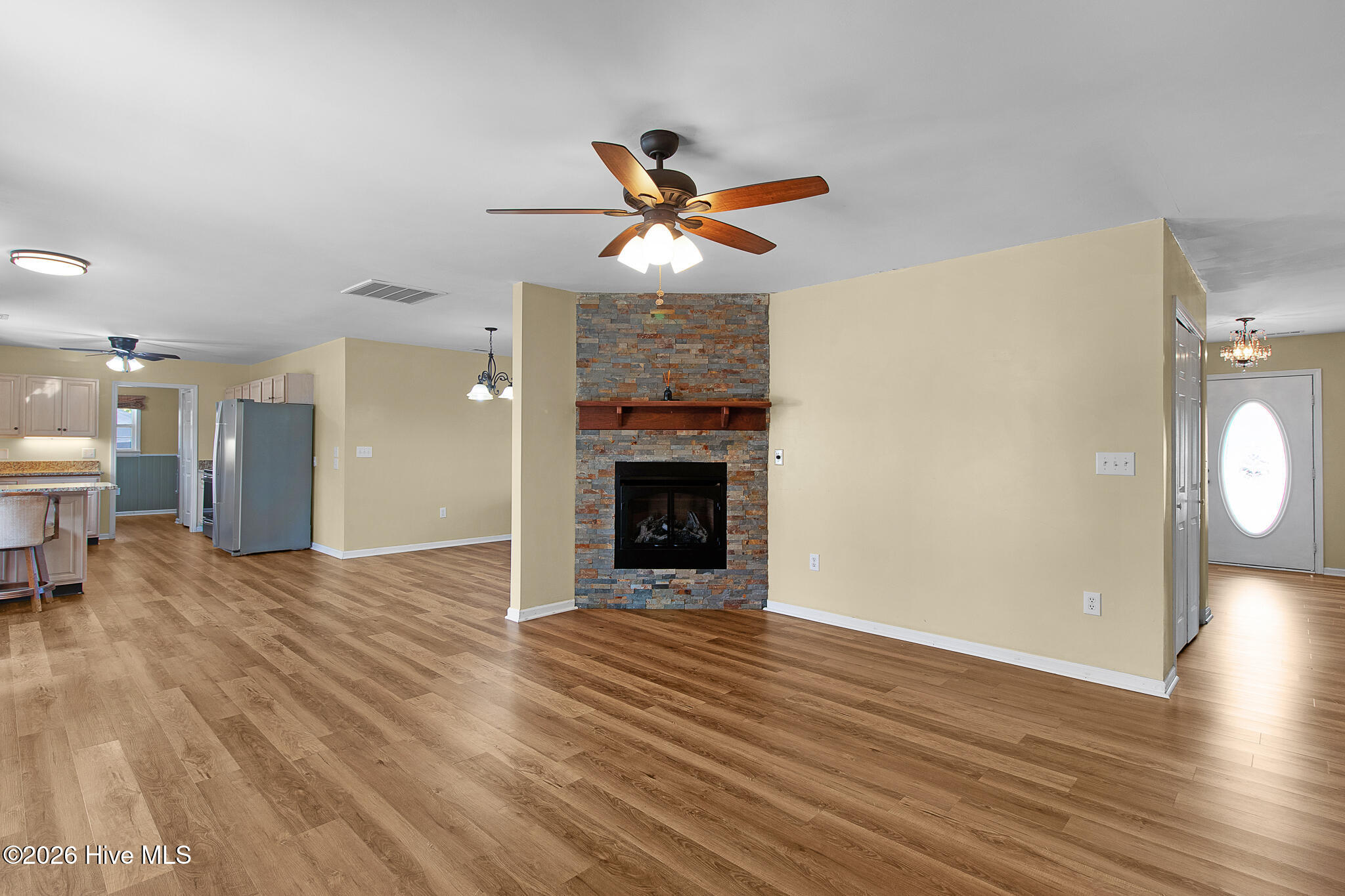 1601 Fairfield Court