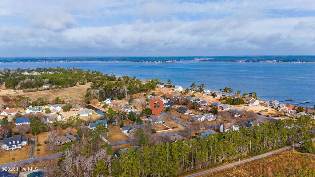 Photo of 1601 Fairfield Court, Morehead City, NC 28557 (MLS # 100548630)