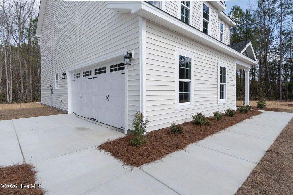 Photo of 102 Palo Alto Park Drive, Maysville, NC 28555 (MLS # 100542185)