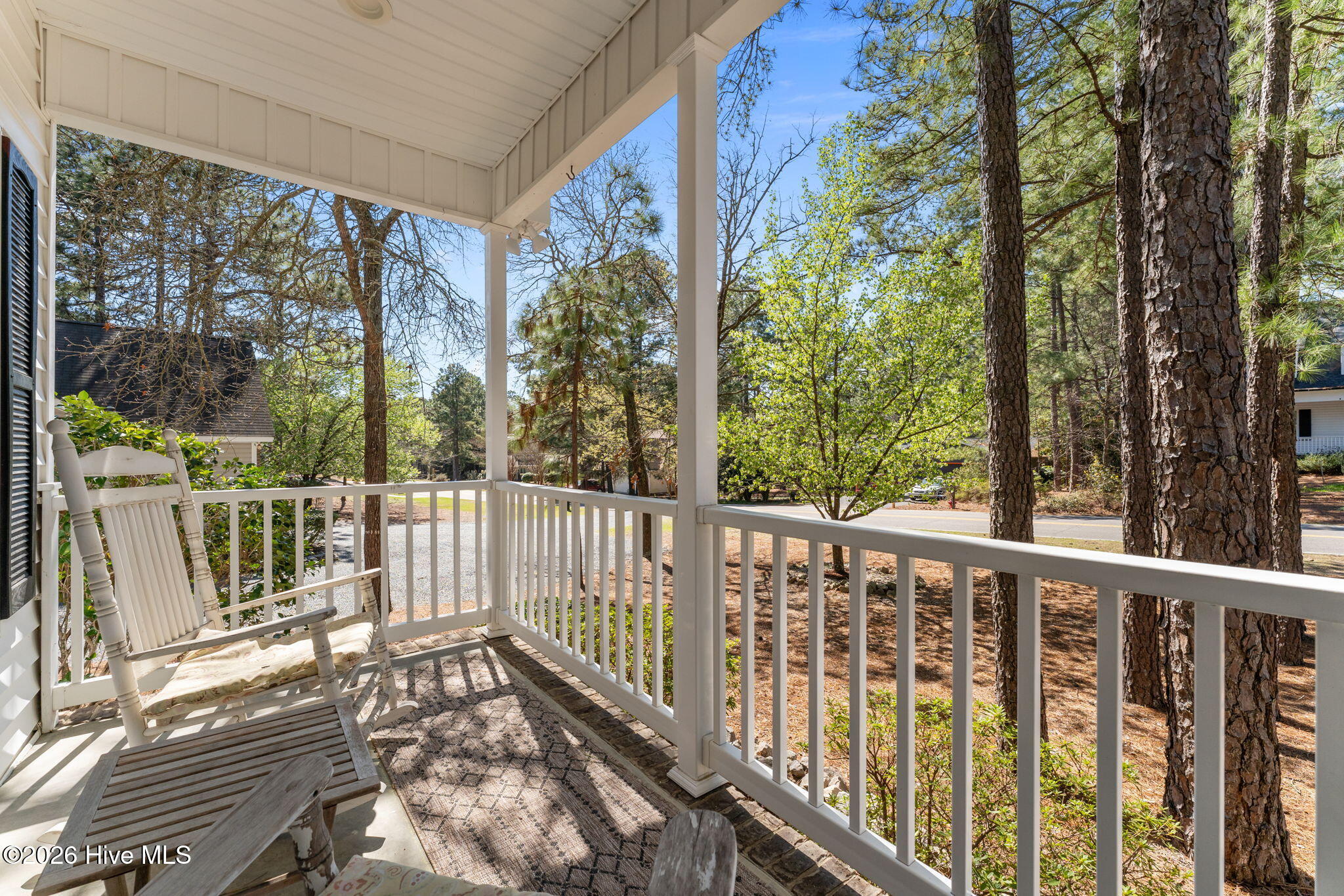 1665 Longleaf Drive E