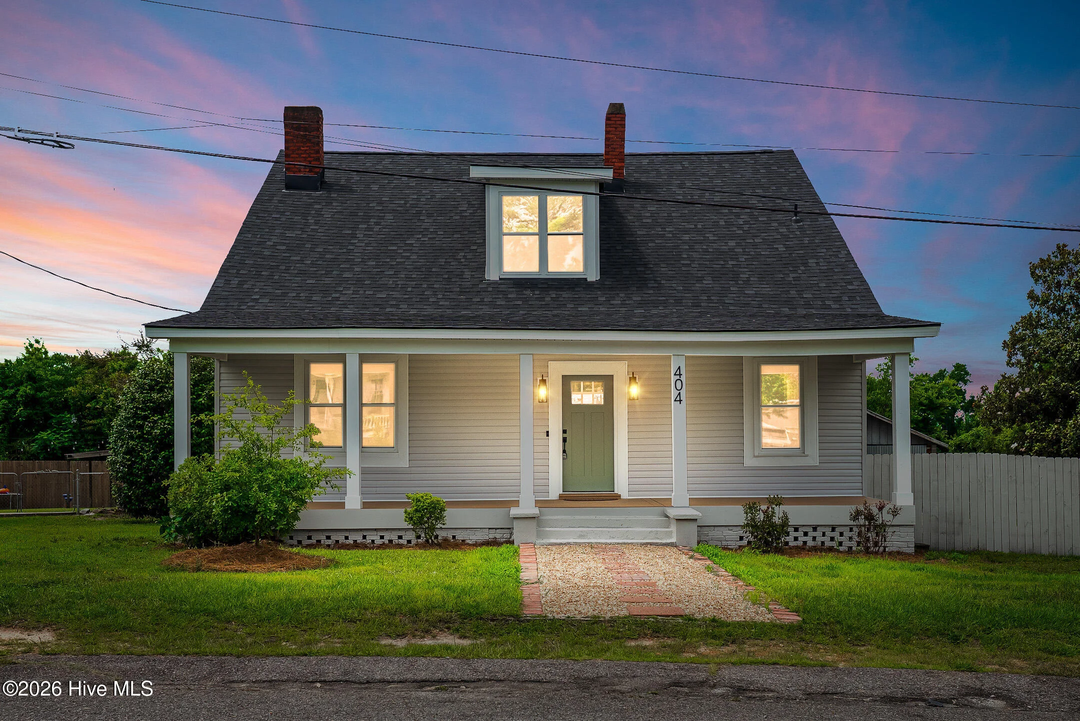 404 W Forest Avenue