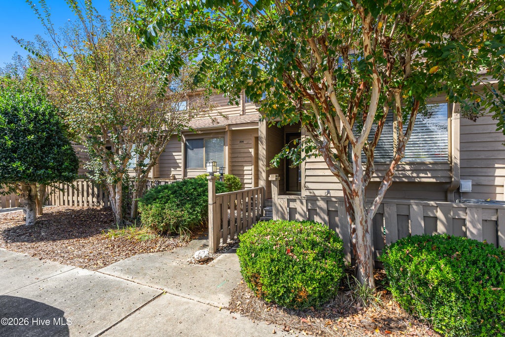 Photo of 207 Saint Luke Court, Wilmington, NC 28409 (MLS # 100609168)
