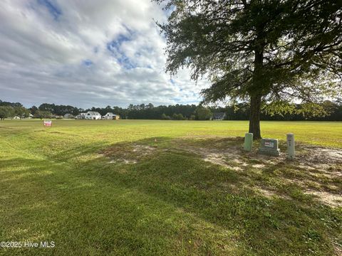 Vacant Land For Sale - 210 Long Creek Drive<br/> Havelock, NC 28532