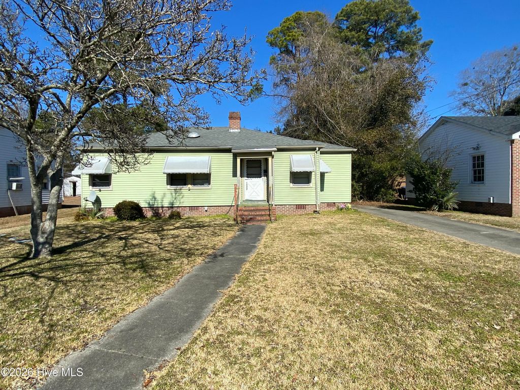 Photo of 1007 W Washington Avenue, Kinston, NC 28501 (MLS # 100553217)