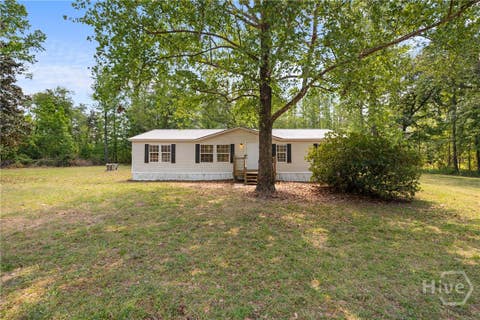 Mobile Home For Sale - 3347 Dickey Road<br/> Millen, GA 30442