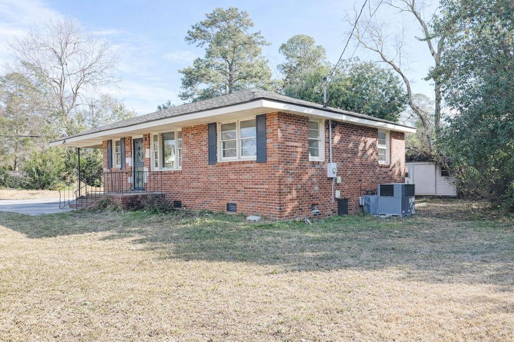 Photo of 2031 Wharton Drive, Augusta, GA 30904 (MLS # 551524)