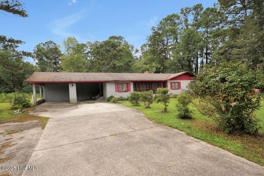 Photo of 2715 Cedar Hill Road, Navassa, NC 28451 (MLS # 100526038)