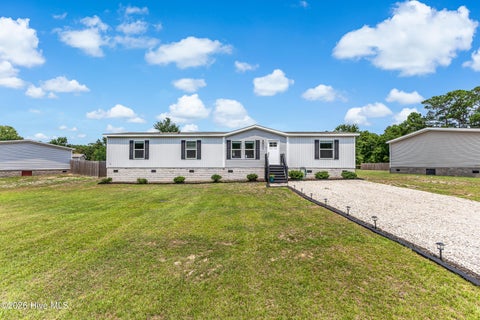 Mobile Home For Sale - 2097 Fay Circle<br/> Brunswick County, Supply, NC 28462