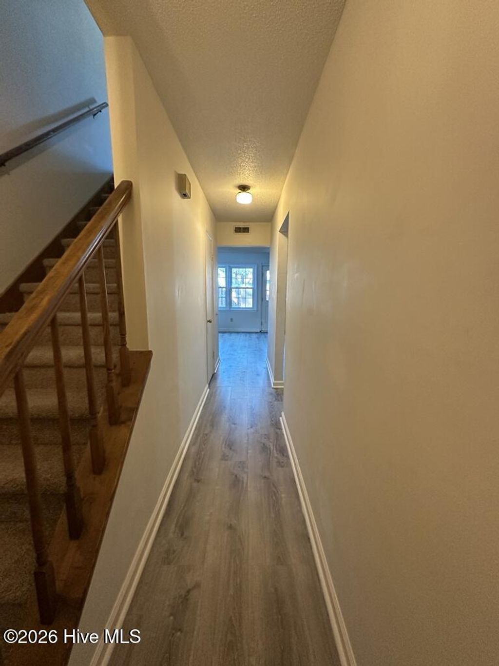 Photo of 103 Palace Circle, Jacksonville, NC 28546 (MLS # 100553683)