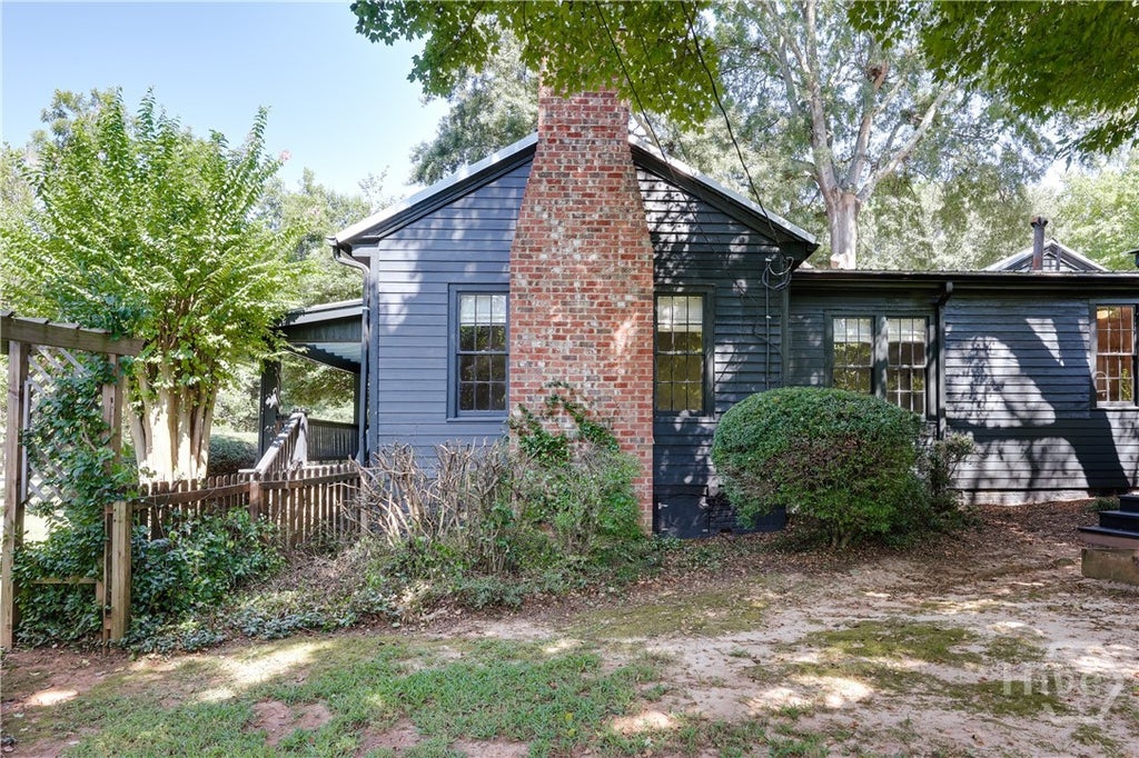 Photo of 230 N Georgia Avenue, Winterville, GA 30683 (MLS # CL358921)