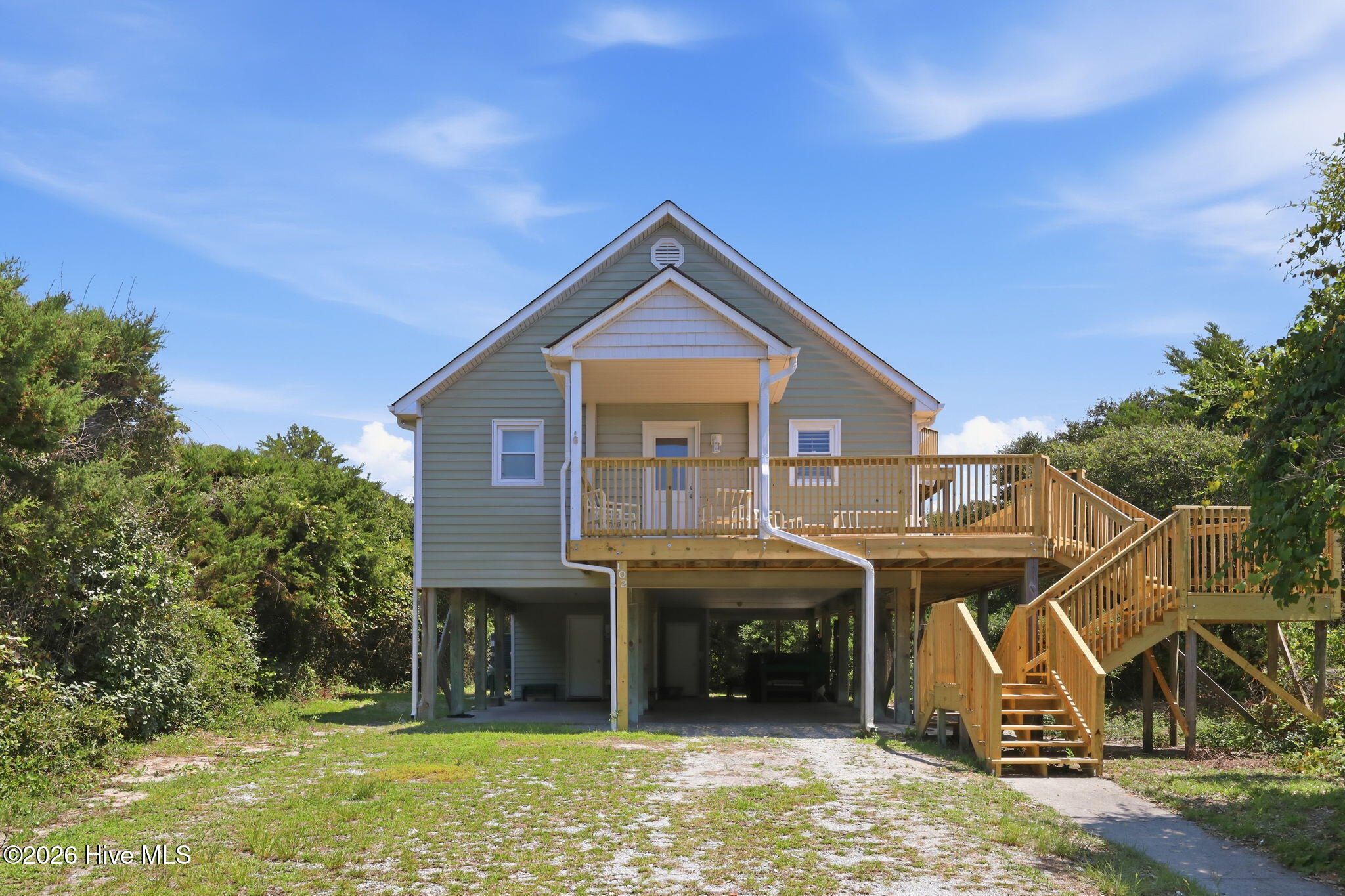 102 Periwinkle Drive