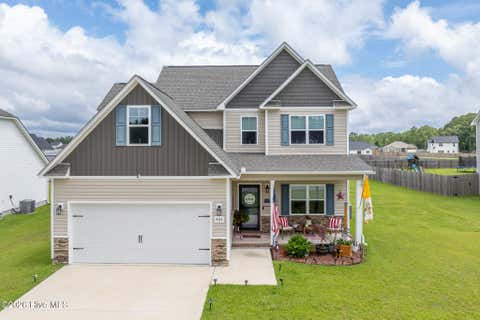 Photo of 405 Silverstone Place, Hubert, NC 28539 (MLS # 100585479)