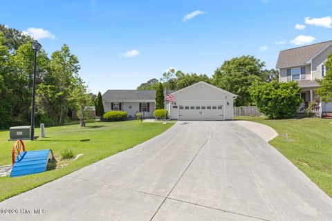 Photo of 303 N Grazing Court, Sneads Ferry, NC 28460 (MLS # 100568558)