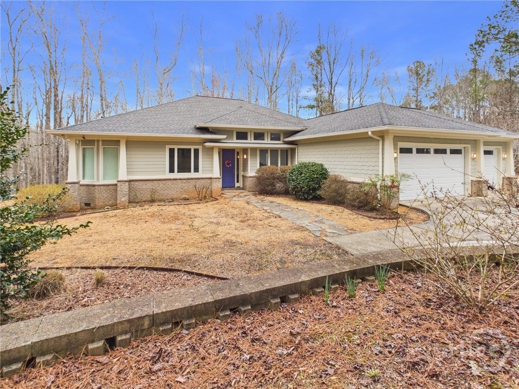 Photo of 71 Owensby Mill Road, Winterville, GA 30683 (MLS # CL349516)