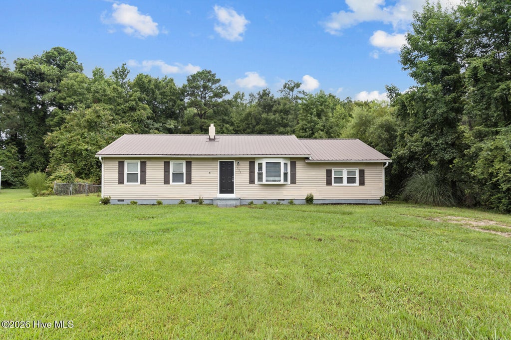 Photo of 225 Lakewood Drive, Jacksonville, NC 28546 (MLS # 100594024)