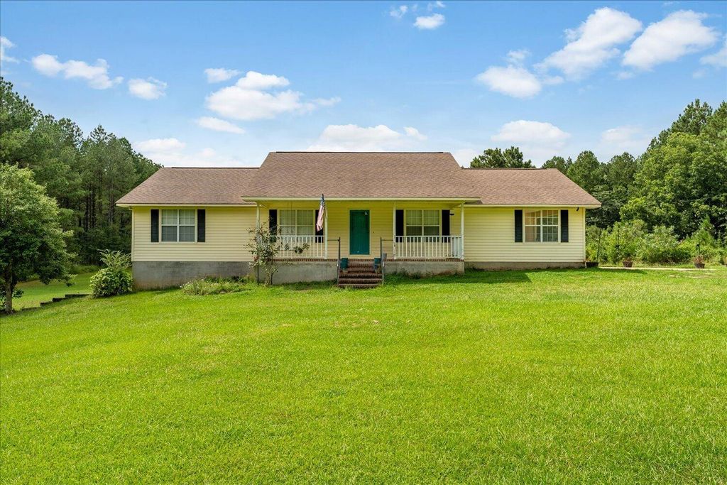 Photo of 819 Jane Hill Road Rd, Tignall, GA 30668 (MLS # 544207)