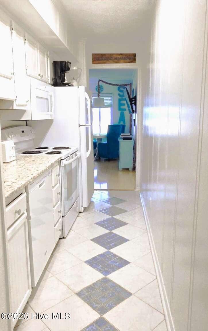 1904 E Fort Macon Road 317