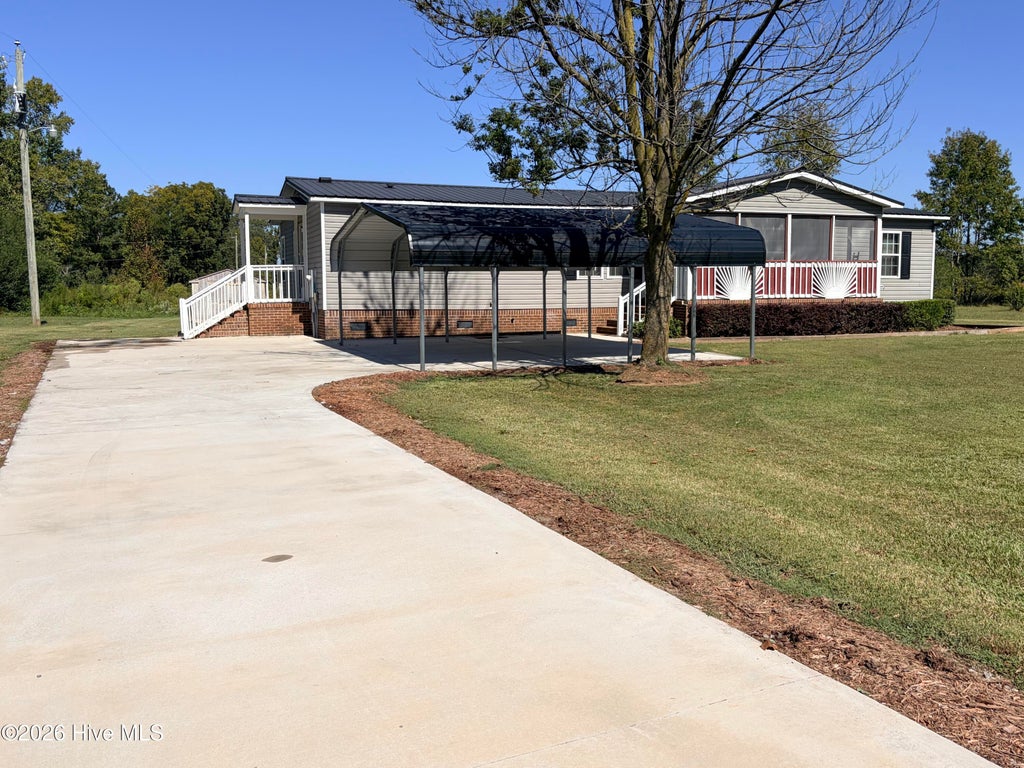 Photo of 1387 Acorn Hill Road, Tarboro, NC 27886 (MLS # 100609160)