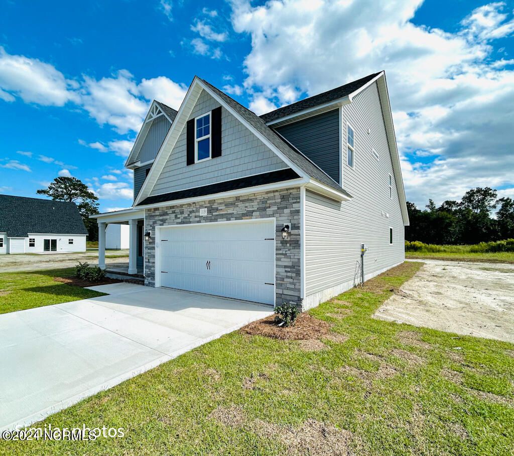 Photo of 113 Woodford Drive, Jacksonville, NC 28540 (MLS # 100441693)