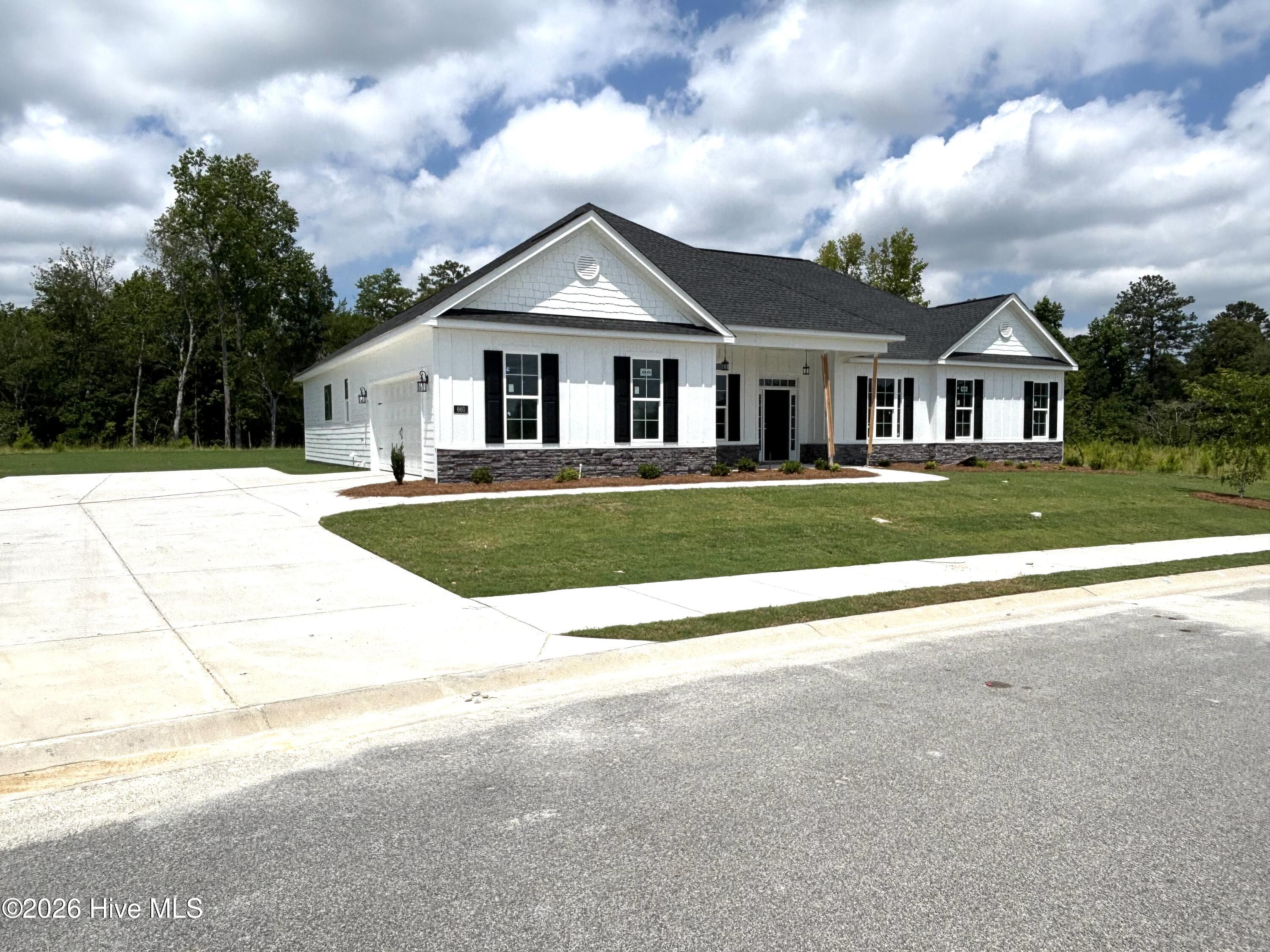660 Lampart Drive