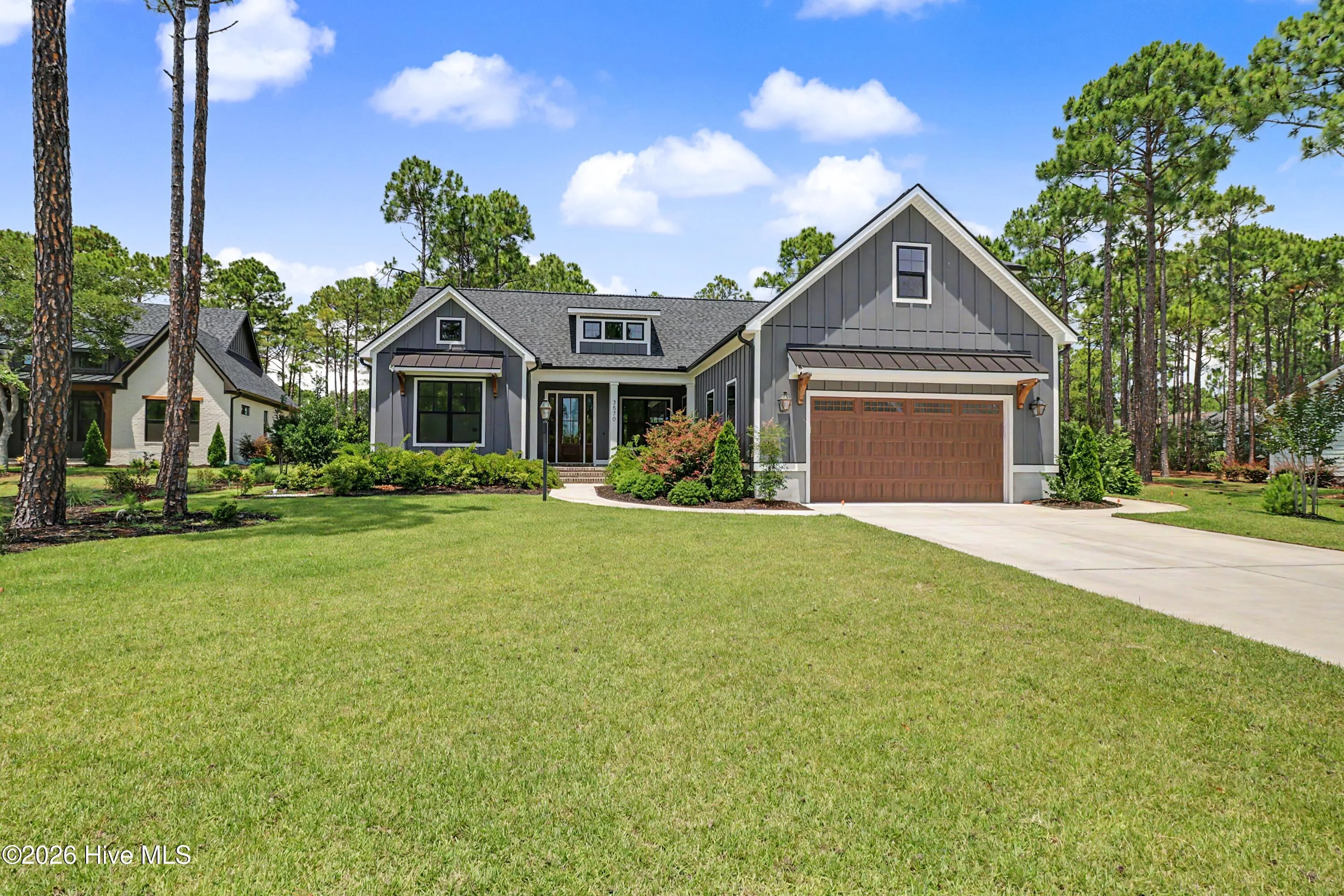 3570 White Spruce Glen