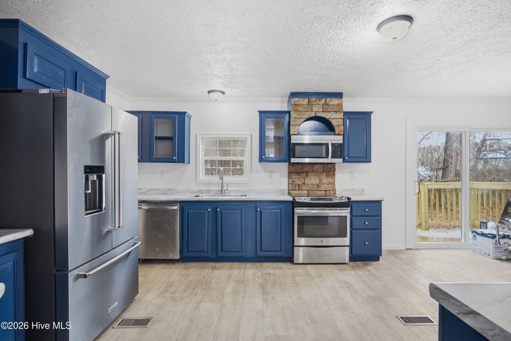 Photo of 456 Lanier Avenue, Rocky Point, NC 28457 (MLS # 100551858)